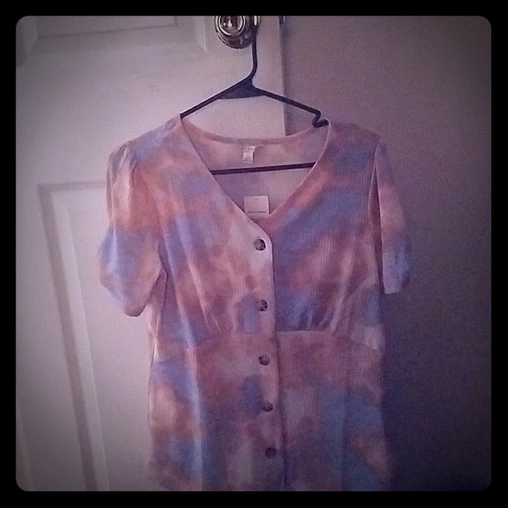 Tye dye button down vneck